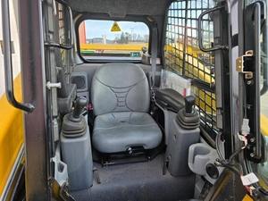 Nouveau 2022 Gehl V330 Mini chargeuse compacte avant avec pompe hydraulique MOOG et charge nominale de 200 tonnes - Product Image 6