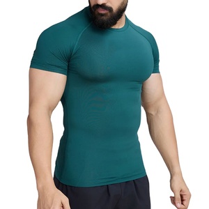 Camiseta de compresión de algodón 100% de alto gramaje, diseño personalizado, lisa, cuello redondo, corte regular, ecológica, transpirable, al por mayor - Product Image 1