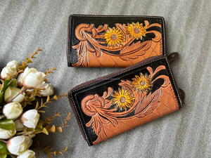 Nouveau Style occidental coloré en cuir usiné pochette femmes conçu sac à main vente chaude taille compacte en cuir usiné embrayages à la mode - Product Image 2