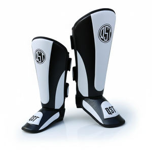 Espinilleras de Cuero QST Más Vendidas para Boxeo, MMA, Kickboxing, Muay Thai, Logotipo Personalizado, Protección Profesional al por Mayor, OEM, ODM - Product Image 3