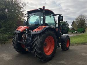 Tractor Agrícola Kubota M6-142 |   Tractor Agrícola Diésel de 145 HP con Tracción en las 4 Ruedas para Trabajo Pesado - Product Image 2