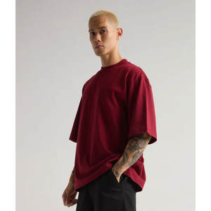 Camiseta de manga corta de gran tamaño Max Heavyweight, ropa de calle con tinte de ropa pesada, camiseta transpirable - Product Image 1