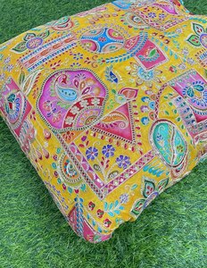 Tissus élégants en viscose Chinon avec impression traditionnelle pour les vêtements fantaisie indiens et pakistanais Lehenga Choli - Product Image 2