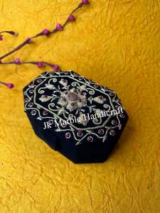 Magnifique boîte de rangement pour bijoux en tissu brodé Shanell, fabrication artisanale, prix de gros, pièce royale - Product Image 2