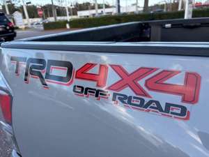 Toyota Tacoma TRD Off-Road 2021 à vendre - Product Image 2