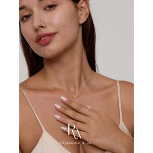 Collana con Ciondolo Serpente Trendy in Vermeil Dorato, Placcato Oro 18K, con Pavé, Non si Ossida, Regalo Perfetto per Lei - Product Image 1