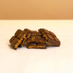 Barra de Chocolate de Dubái en Tendencia, Delicioso Snack de Chocolate, Golosina Ideal para el Hogar, la Oficina, Eventos, Niños y Adultos - Product Image 5