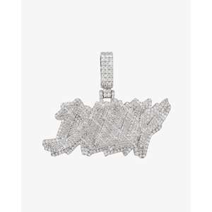 Collar con Placa de Nombre Personalizada Única, con Colgante de Moissanita en Oro de 14K, Marca DILLY - Product Image 4