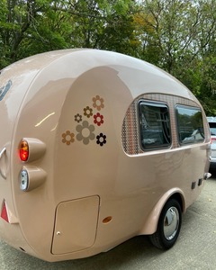 Achetez une nouvelle caravane de camping BareFoot Teardrop légère en alliage d'aluminium, pour 4 personnes, caravane de voyage moderne, charge utile maximale de 1001-2000 kg - Product Image 1