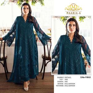 Robe pakistanaise élégante en georgette de renard de qualité supérieure, tenue de soirée élégante avec broderie détaillée à bon prix - Product Image 3