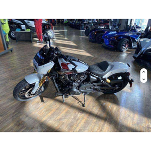 มอเตอร์ไซค์อินเดียน 101 สกู๊ต โกสต์ ไวท์ เมทัลลิก รุ่นปี 2025 พร้อมกราฟิก รถครุยเซอร์ใหม่ที่ดีที่สุด - Product Image 3