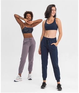 Conjunto de chándal de punto de 2 piezas de plata modesta para mujer personalizado de alta calidad con cremallera frontal plana Joggers casuales para el invierno - Product Image 6