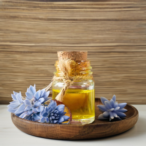 Aceite de Tanaceto Azul de Grado Cosmético, para Productos de Cuidado de la Piel y el Cabello, Disponible en Envases de 25 kg y 180 kg - Product Image 2