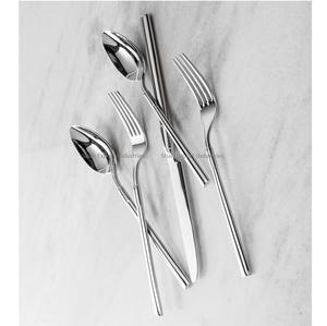 Amazing Design Silver <b>Stainless</b> <b>Steel</b> <b>Cutlery</b> Set with Long Handles for Home Hotels Wedding Dinnerware Flatware set - Product Image 6