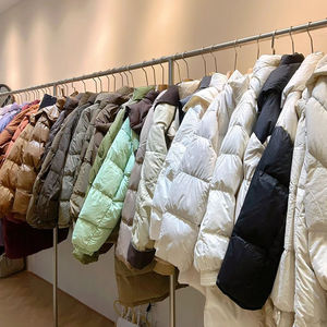 Chaqueta de Plumón Ligera para Mujer con Logo Personalizado Abrigo con Capucha Parker de Invierno Relleno de Plumón de Pato para Mujer - Product Image 5