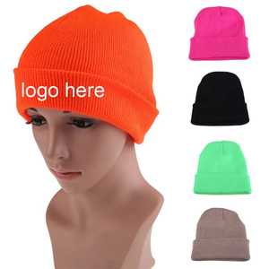 Gorro de Punto con Logotipo Personalizado Bordado, Gorro Jacquard para Hombre, Superventas 2025, Gorro de Punto a Precio Económico - Product Image 1