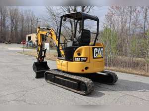 Mini-excavatrice Caterpillar 303.5E2 CR 2018 d'occasion avec peu d'heures, excellent état, hydraulique Kawasaki - Product Image 4