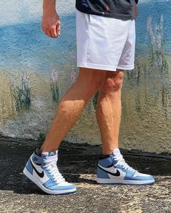 กางเกงขาสั้นออกกำลังกายตาข่ายระบายอากาศได้ดีสำหรับผู้ชายเสื้อผ้าออกกำลังกายแนวสตรีทแบบถักตรงกลางด้านหน้า - Product Image 3