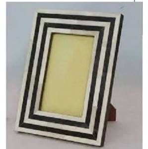 Set of <b>4</b> Wooden Square <b>Photo</b> <b>Frames</b> in Different Colors Superior Quality Wall Decor Ideal for Displaying Pictures - Product Image 5