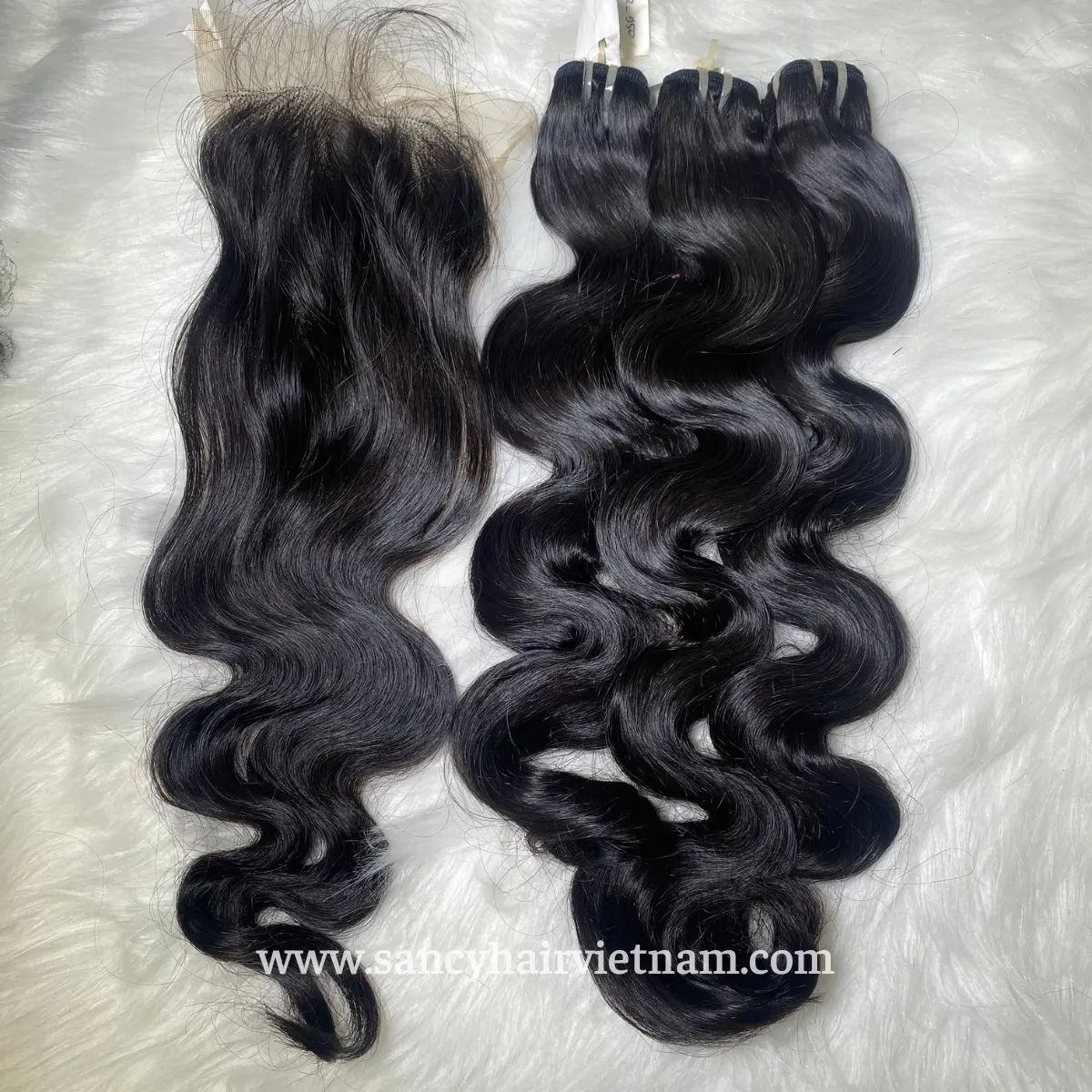 Wholesale Super Double Drawn 100% Vietnamese Human Hair 26 Inches Wavy Cuticle Aligned Machine Double Weft for Hair Extensions