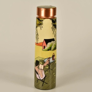 Botella de Cobre Estilo Americano con Acabado Dorado Brillante y Cuerda para Colgar, para Uso en Exteriores, Almacenamiento de Bebidas Energéticas, Beneficios para la Salud - Product Image 2