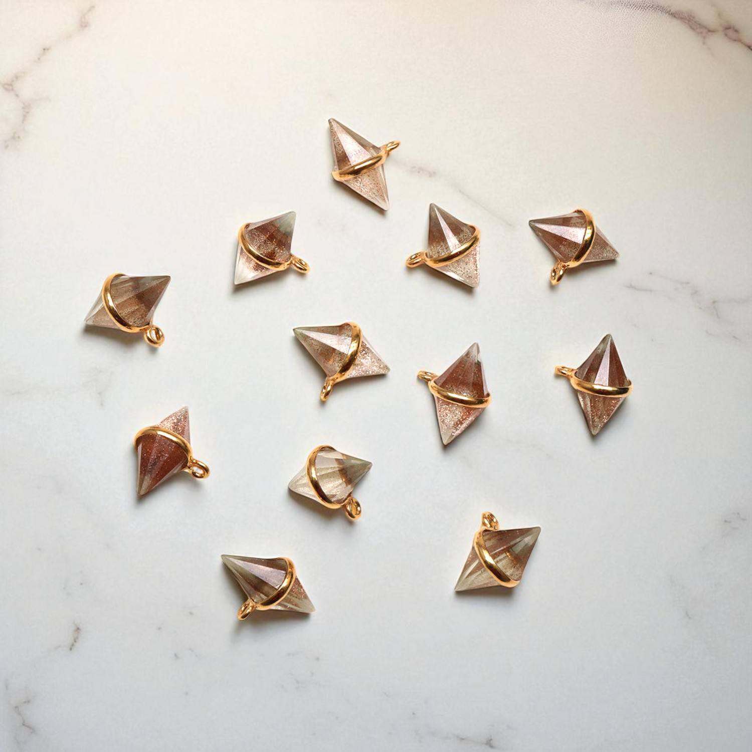 ผสมทองแดง