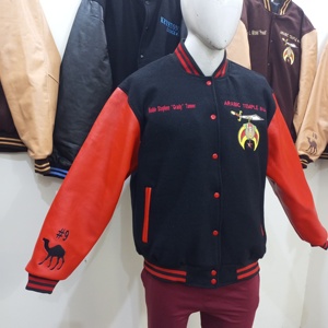 Chaqueta Universitaria Personalizada, Mangas Rojas de Cuero Puro, Bordado Personalizado-HSE - Product Image 6