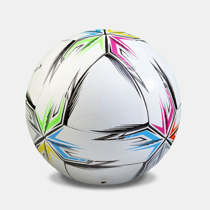 Balón de fútbol de entrenamiento hecho en fábrica profesional a precio barato Balón de fútbol al aire libre impreso personalizado con servicio OEM - Product Image 1
