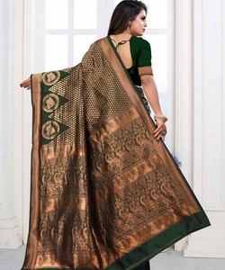 Saree en coton et soie avec chemisier Vêtements pour femmes Fête pour dames Festival Usage quotidien Sari en coton doux et soie Vente en gros de vêtements à bas prix - Product Image 5