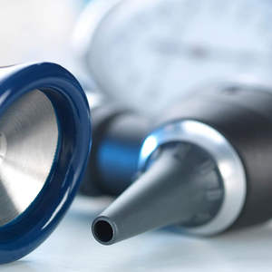 Otoscope manuel portable en acier inoxydable chirurgical Astrin, construction durable, luminosité améliorée, usage chirurgical ORL - Product Image 1