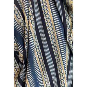 Pañuelo de Lana Jacquard de Alta Calidad con Rayas Decorativas, Transpirable, Ligero, Casual, Cuadrado, con Diseño a Mano y Logotipo Personalizable - Product Image 1