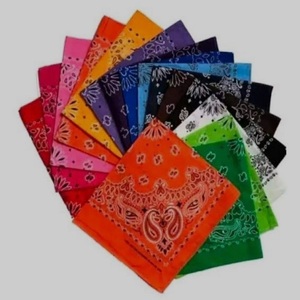 Écharpe carrée faite à la main Écharpe de tête Bandana d'impression numérique personnalisée Conception à la mode Lady Hair Designer Foulards Meilleurs produits - Product Image 3