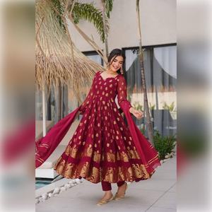 ชุดอนาร์กาลีสามชิ้น ผ้าแจ็คการ์ดเนื้อนุ่ม ผ้าฝ้ายผสม ผ้าจอร์เจตต์เทียม ผ้าคลุมไหล่ สำหรับงานเทศกาล งานพิธีการ สง่างาม สบาย - Product Image 1