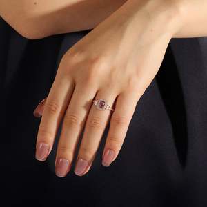 Bague de fiançailles ouverte Jeulia en argent sterling et or rose avec alexandrite taille ovale - Product Image 5