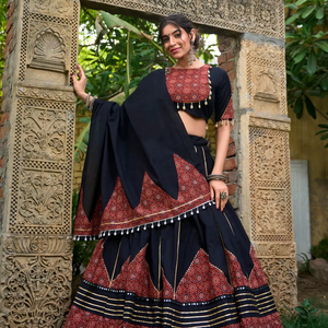 Nouveau dernier pur coton uni avec imprimé et papier miroir travail Lehenga Choli vêtements de fête - Product Image 4