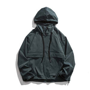เสื้อแจ็คเก็ตกันลมแบบมีฮู้ดสำหรับผู้ชาย กันน้ำ สำหรับกิจกรรมกลางแจ้ง ผลิตแบบ OEM ทรงหลวม โลโก้ด้านหน้า บริการ OEM - Product Image 6