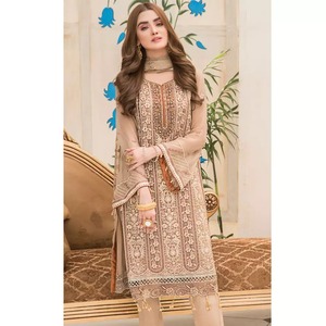 MASOORI GARMENTS Salwar Kameez pour femmes pakistanaises de haute qualité en soie, rayonne et coton - Style classique, tailles personnalisées, designs sur mesure - Product Image 4