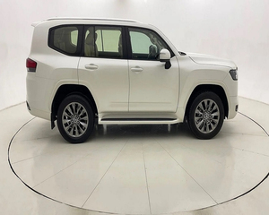 Used 2022 Toyota-Land Cruis GXR 4 READY TO SHIP - Product Image 5
