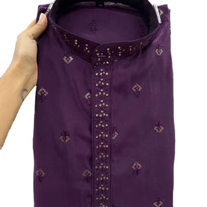 La última Kurta bordada de seda Premium con pijama de algodón para adultos - Product Image 1