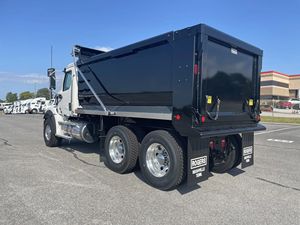 Nuevo Camión Volquete SINOTUK HOWO 47X 2012-2017, Motor Diésel de 10 Cilindros, Cámara Trasera de 360°, Pantalla Táctil, Automático, Euro 5, 6x4, Volante a la Izquierda - Product Image 3