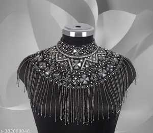 Elegante capa burlesca con cuentas naturales hebras perlas bordado con lentejuelas recto hermoso logotipo espalda sujeta el cuello envío rápido - Product Image 5