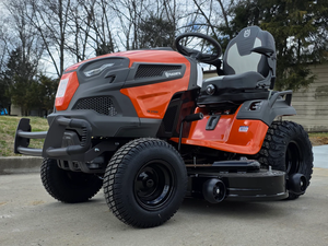 Tractor cortacésped Husqvarna TS354XD de 54 pulgadas, 24 HP, motor Kawasaki V-Twin, en venta. - Product Image 3