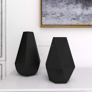 Vases à fleurs hexagonaux décoratifs en métal de haute qualité de la marque MDI, S/2, pour la maison, le jardin, le salon, les mariages, les fêtes - Product Image 2