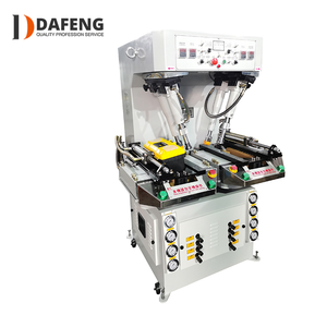 Machine de pressage de fixation de semelle hydraulique automatique de chaussures de sport de frein de moto à paroi robuste - Product Image 2