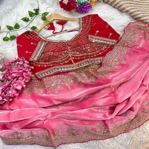 Sari en satin de haute qualité, exclusif et élégant, avec bordure brodée de paillettes, fabriqué en Inde à prix avantageux. - Product Image 1