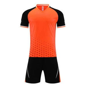 Ensemble de maillots de football personnalisés unisexes de haute qualité, impression numérique, uniforme d'équipe adulte, 100% polyester, toutes saisons, entraînement, nouvelle tenue de football - Product Image 3