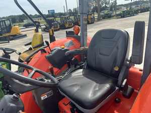 Kubota M7060 Disponible Ahora en Stock, Compre con Entrega Rápida, Precio Bajo, Venta al Por Mayor, Mejor Precio, Kubota M7060 en Venta - Product Image 3