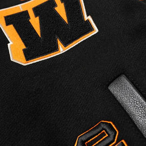 Chaqueta Universitaria Impermeable de Alta Calidad y Bajo Costo con Diseño de Logotipo Frontal para Compradores al por Mayor y Revendedores - Product Image 5