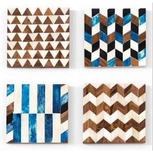 Dessous de verre carrés en bois et résine lot de 4 sous-verres de luxe écologiques en bois massif et résine époxy pour l'artisanat, le thé et la boisson - Product Image 4