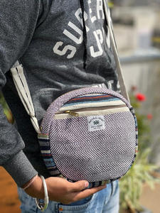 Nouveau 2025 sac à bandoulière rond en chanvre fait main sac à bandoulière Boho écologique avec poche à fermeture éclair sacs à bandoulière en chanvre naturel de l'Himalaya - Product Image 3